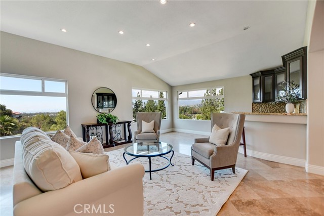 Detail Gallery Image 10 of 62 For 770 S Tonopah Ct, San Dimas,  CA 91773 - 5 Beds | 5 Baths