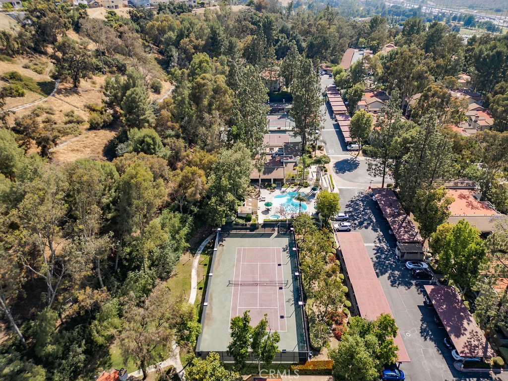 https://media.crmls.org/medias/86ec8668-553d-4e57-adf0-eb9d6cb034e7.jpg?preset=X-Large