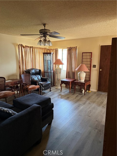 Detail Gallery Image 5 of 24 For 1813 W 151st, Compton,  CA 90220 - 4 Beds | 2 Baths