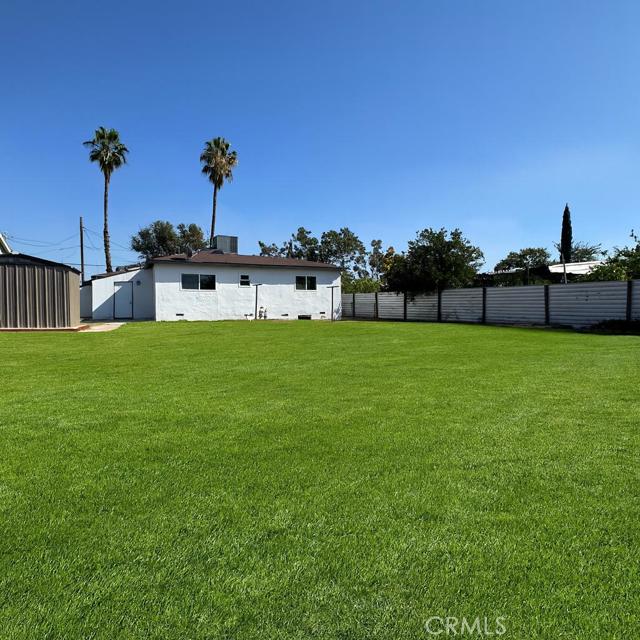 Detail Gallery Image 11 of 11 For 3230 Bronson, San Bernardino,  CA 92407 - 3 Beds | 2 Baths