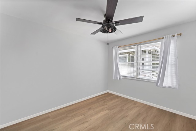 923 W Maple Avenue, Orange CA: https://media.crmls.org/medias/86ed80d7-43aa-4ceb-b743-8967ef0f8aa0.jpg