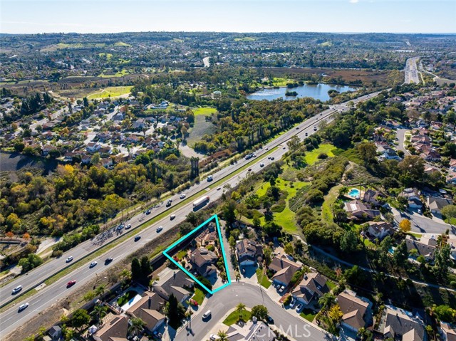 Detail Gallery Image 56 of 60 For 554 Edgewater, Oceanside,  CA 92057 - 4 Beds | 3 Baths
