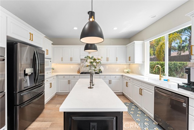2580 Pearblossom Street, Fullerton CA: https://media.crmls.org/medias/86efd986-3d62-4cee-ad24-623d45ddccd0.jpg
