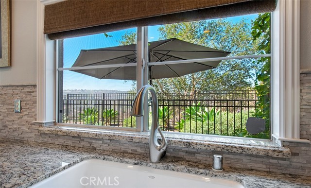 Detail Gallery Image 5 of 22 For 23 Lucente Ln, Aliso Viejo,  CA 92656 - 3 Beds | 2/1 Baths