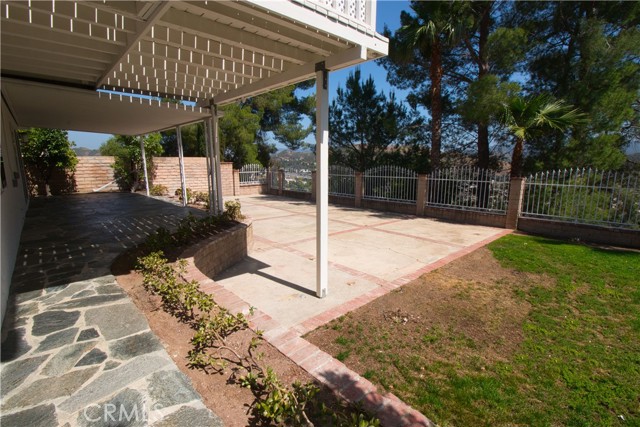 Detail Gallery Image 19 of 25 For 29264 Deep Shadow Dr, Agoura Hills,  CA 91301 - 4 Beds | 3 Baths