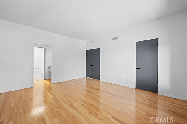 4320 Glencoe Avenue, Marina del Rey CA: https://media.crmls.org/medias/86f33c69-7e51-43e5-9722-051e0204175c.jpg