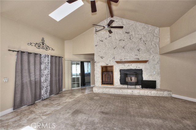 Detail Gallery Image 4 of 30 For 18611 Mustang Dr, Tehachapi,  CA 93561 - 4 Beds | 2 Baths