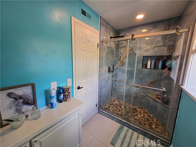 5 Carriage Hill Lane, Laguna Hills CA: https://media.crmls.org/medias/86f738da-3cd3-4106-b6ca-4779f65bc717.jpg