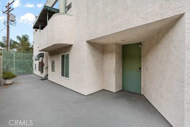 Detail Gallery Image 7 of 33 For 6036 Hazelhurst #C,  North Hollywood,  CA 91606 - 1 Beds | 2 Baths