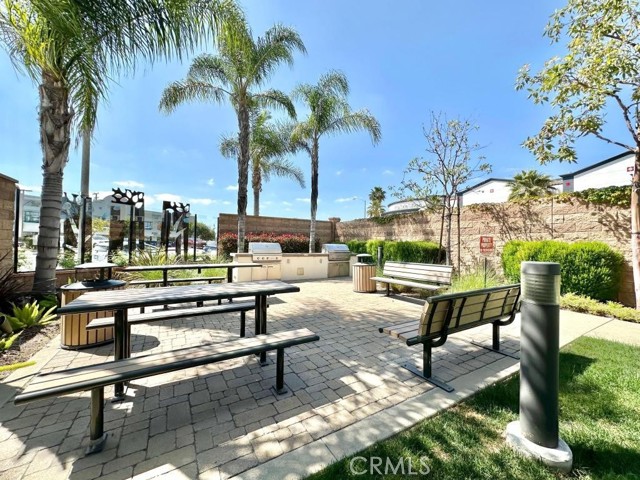 11821 E Solana Place, Cerritos CA: https://media.crmls.org/medias/86f8ddbe-b98c-43f7-9e33-f7e8daa525bb.jpg