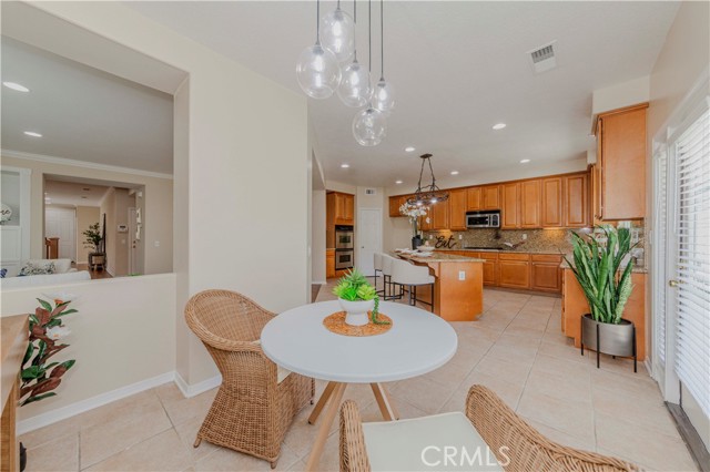 2142 Root Street, Fullerton CA: https://media.crmls.org/medias/86f9428e-7fd2-4fa8-8421-f625d2879fd3.jpg