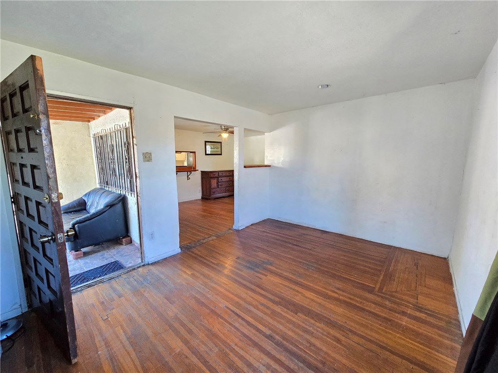 Detail Gallery Image 10 of 34 For 4548 Jade St, Los Angeles,  CA 90032 - 2 Beds | 1 Baths