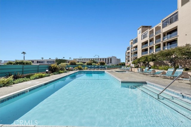 Detail Gallery Image 39 of 48 For 110 the Village #503,  Redondo Beach,  CA 90277 - 2 Beds | 2 Baths