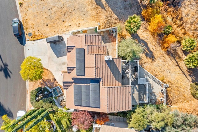 Detail Gallery Image 11 of 18 For 22920 Green Pine Dr, Canyon Lake,  CA 92587 - 4 Beds | 3 Baths