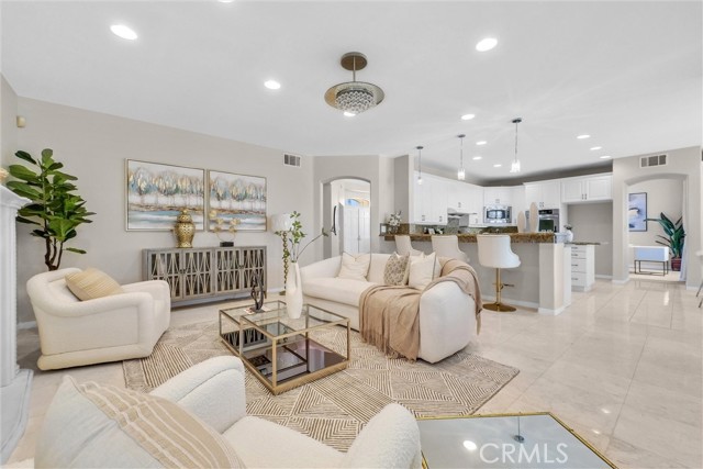 Detail Gallery Image 11 of 46 For 2572 Carlton Pl, Rowland Heights,  CA 91748 - 5 Beds | 5 Baths