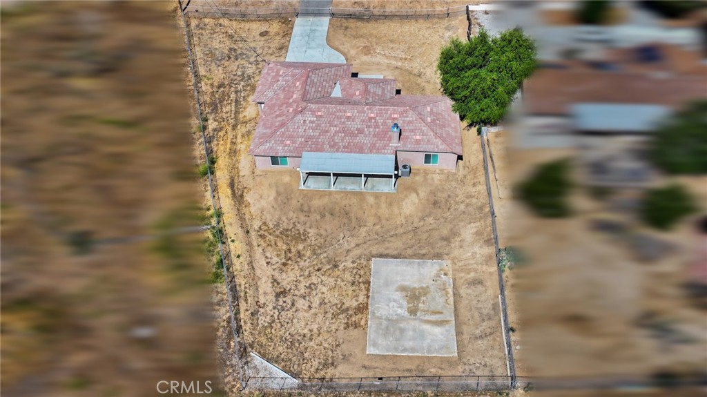 https://media.crmls.org/medias/86fadcd3-29d5-477f-8959-dd19747eb3ff.jpg?preset=X-Large