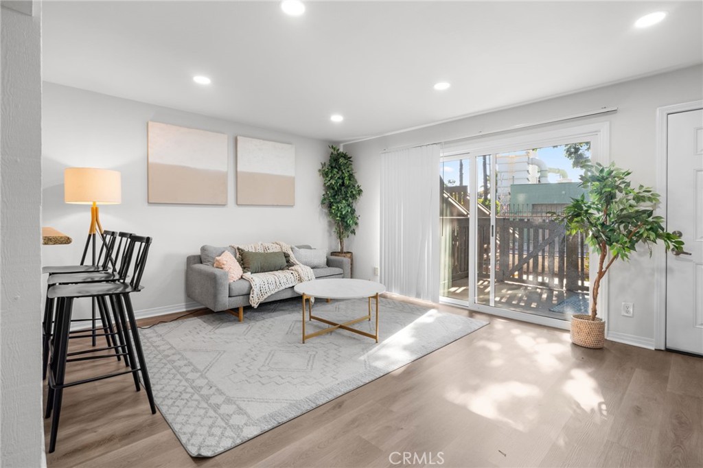 1133 Sepulveda #O-101