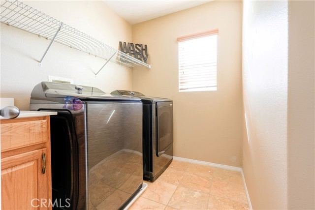 Detail Gallery Image 16 of 26 For 3577 Whieldon Dr, Perris,  CA 92571 - 4 Beds | 2/1 Baths