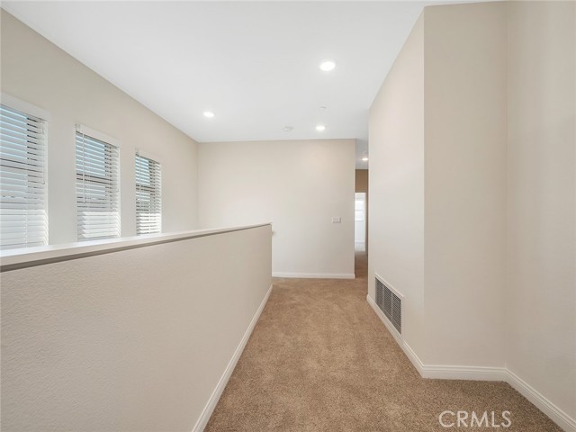 Detail Gallery Image 11 of 21 For 1185 W Grand #3,  Pomona,  CA 91766 - 3 Beds | 3 Baths