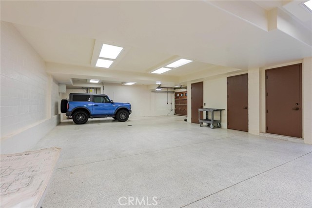 Image 51 of 74 For 25532 Oak Meadow Drive