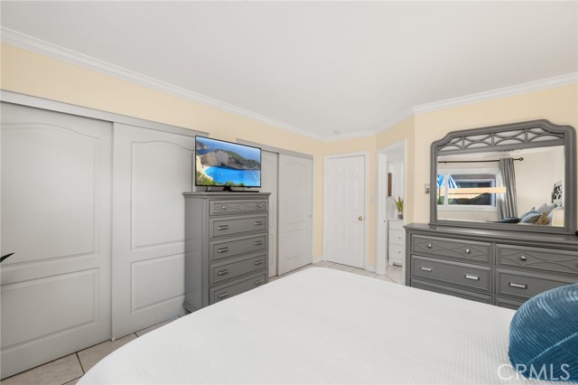 Detail Gallery Image 13 of 26 For 3139 E Chapman 3b,  Orange,  CA 92869 - 2 Beds | 2 Baths