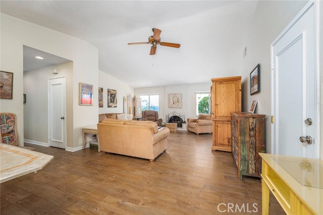 Detail Gallery Image 8 of 56 For 28062 Calle Casal, Mission Viejo,  CA 92692 - 2 Beds | 2 Baths