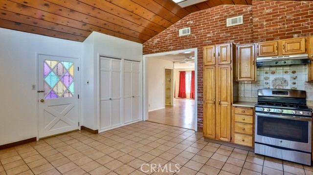 Detail Gallery Image 38 of 42 For 15841 Marlin Pl, Van Nuys,  CA 91406 - 2 Beds | 2 Baths