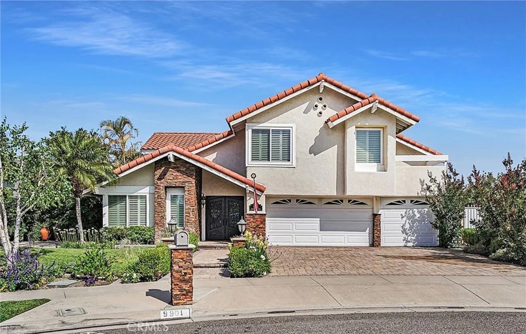 9901 Merced River Avenue