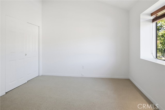 Detail Gallery Image 20 of 26 For 105 N El Molino St #E,  Alhambra,  CA 91801 - 2 Beds | 2/1 Baths