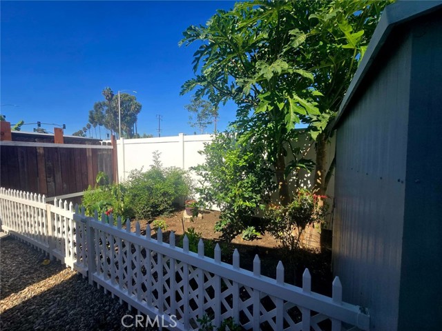 Detail Gallery Image 3 of 27 For 15621 Beach Blvd #28,  Westminster,  CA 92683 - 2 Beds | 2 Baths