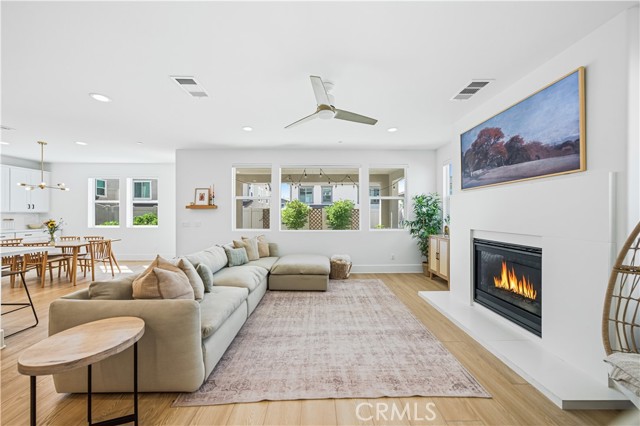 Detail Gallery Image 10 of 59 For 32017 Radiant Dr, Temecula,  CA 92591 - 4 Beds | 3 Baths