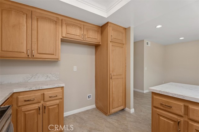 Detail Gallery Image 17 of 31 For 5817 via Romero, Yorba Linda,  CA 92887 - 3 Beds | 2/1 Baths