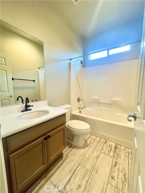 Detail Gallery Image 9 of 57 For 39326 Shree Rd, Temecula,  CA 92591 - 4 Beds | 3 Baths