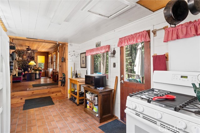 7851 Humboldt Road, Butte Meadows CA: https://media.crmls.org/medias/870339ec-ebb9-4f81-9281-17115b42b86d.jpg