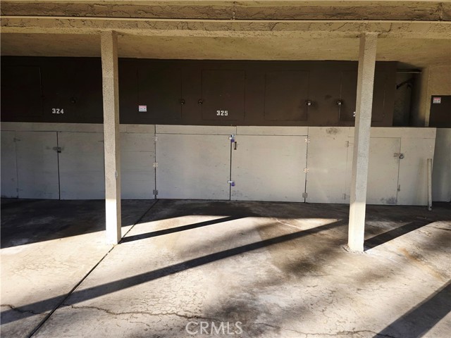 Detail Gallery Image 11 of 12 For 832 Coriander Drive #E,  Torrance,  CA 90502 - 1 Beds | 1 Baths