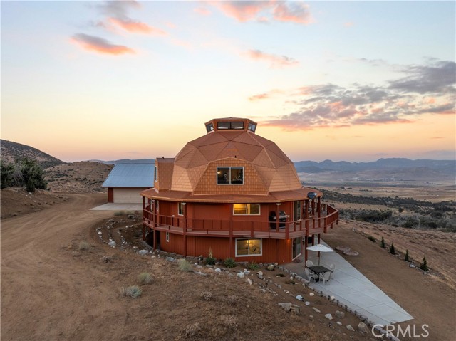 Detail Gallery Image 2 of 74 For 17100 Snowshoe Ln, Tehachapi,  CA 93561 - 4 Beds | 2/1 Baths