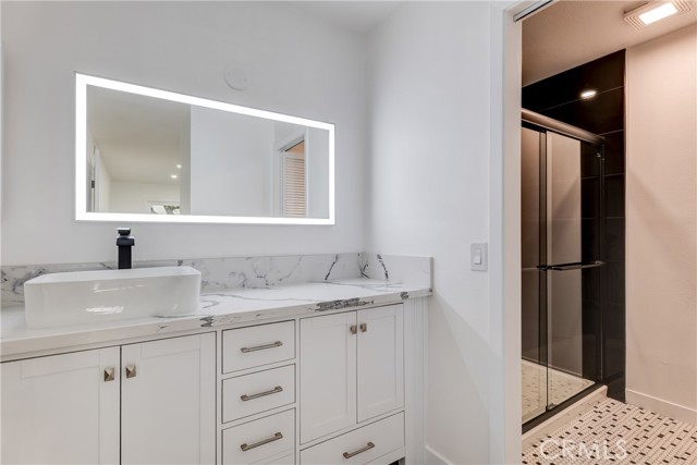 Detail Gallery Image 13 of 16 For 1742 Sinaloa #329,  Simi Valley,  CA 93065 - 2 Beds | 2 Baths