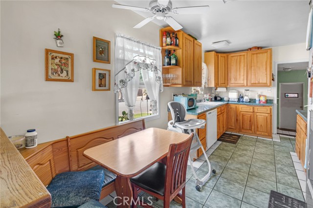 breakfast nook