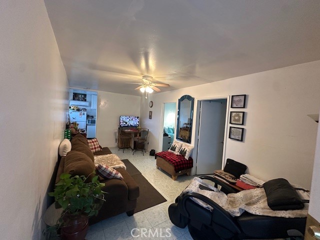 Image 14 of 21 For 4984 Belmont Avenue