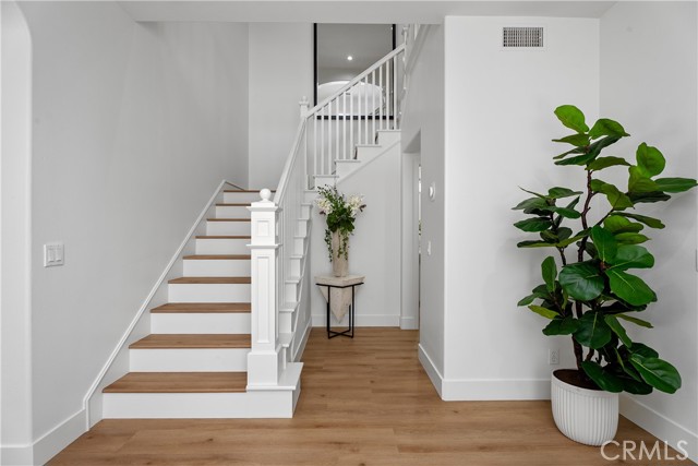 Detail Gallery Image 6 of 74 For 102 Lattice, Irvine,  CA 92603 - 4 Beds | 2/1 Baths