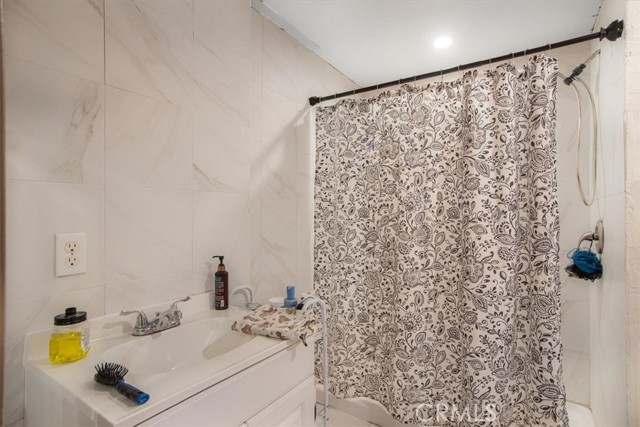 809 Berncastle Road, Acton CA: https://media.crmls.org/medias/8705905d-103f-4281-a84c-b282ab0830c0.jpg