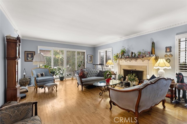 Detail Gallery Image 4 of 58 For 1406 N Vista St, Los Angeles,  CA 90046 - – Beds | – Baths