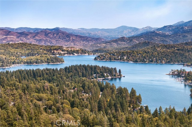 Detail Gallery Image 41 of 44 For 447 Bay View Dr, Lake Arrowhead,  CA 92352 - 4 Beds | 3 Baths