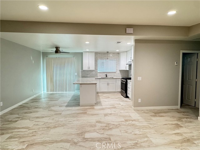 Detail Gallery Image 5 of 14 For 13549 Niabi Rd a,  Apple Valley,  CA 92308 - 2 Beds | 1 Baths