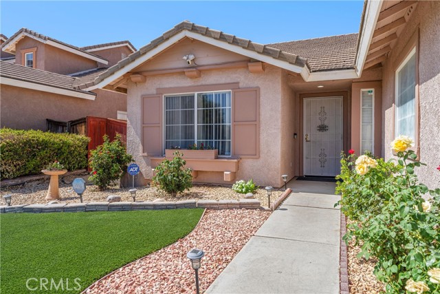 Detail Gallery Image 3 of 30 For 3267 Desert Cloud Ave, Rosamond,  CA 93560 - 4 Beds | 2 Baths