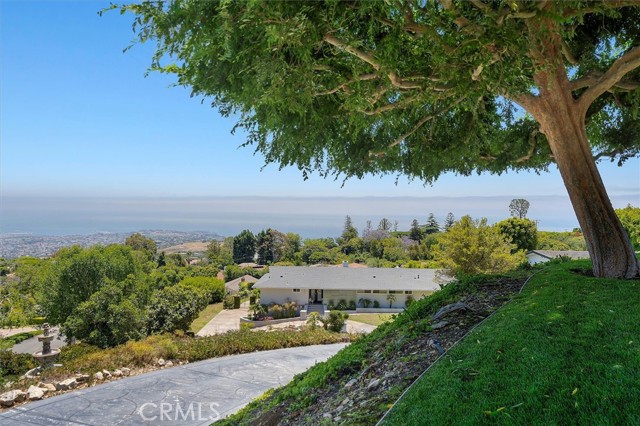 3111 Deluna Drive, Rancho Palos Verdes CA: https://media.crmls.org/medias/8707cf54-0193-4480-9572-3b89de686b3a.jpg