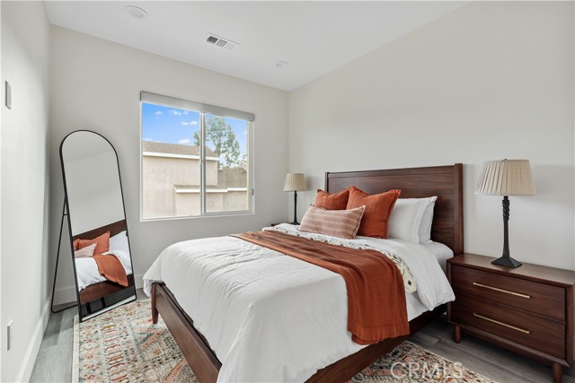 Detail Gallery Image 29 of 31 For 305 N Mountain View St, Santa Ana,  CA 92703 - 3 Beds | 3/1 Baths