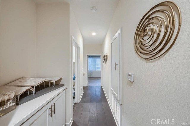 Detail Gallery Image 13 of 29 For 2728 W Ball Rd, Anaheim,  CA 92804 - 3 Beds | 2/1 Baths