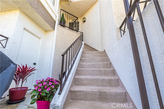 Detail Gallery Image 4 of 65 For 1021 S Rising Sun Ct, Anaheim Hills,  CA 92808 - 2 Beds | 2 Baths