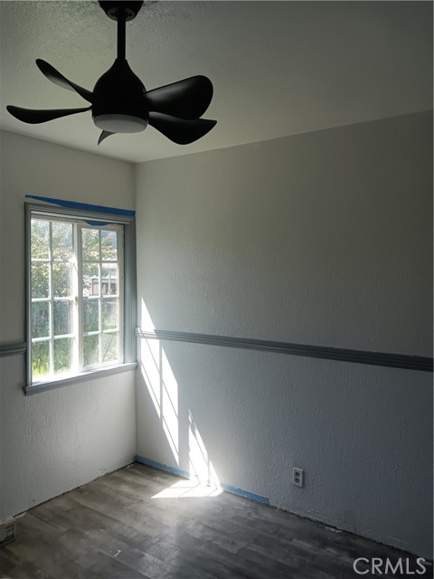 Detail Gallery Image 5 of 7 For 35034 Avenue H, Yucaipa,  CA 92399 - 4 Beds | 1/1 Baths
